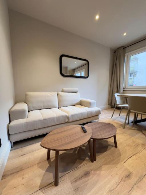 Joli 4 Pieces Lyon Tete D'Or Apartment Exterior photo